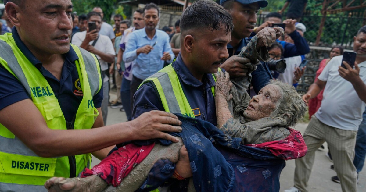 Himalaya-katastrofen: Nesten 400 bekreftet omkommet, over 1400 savnet etter isbrekollaps